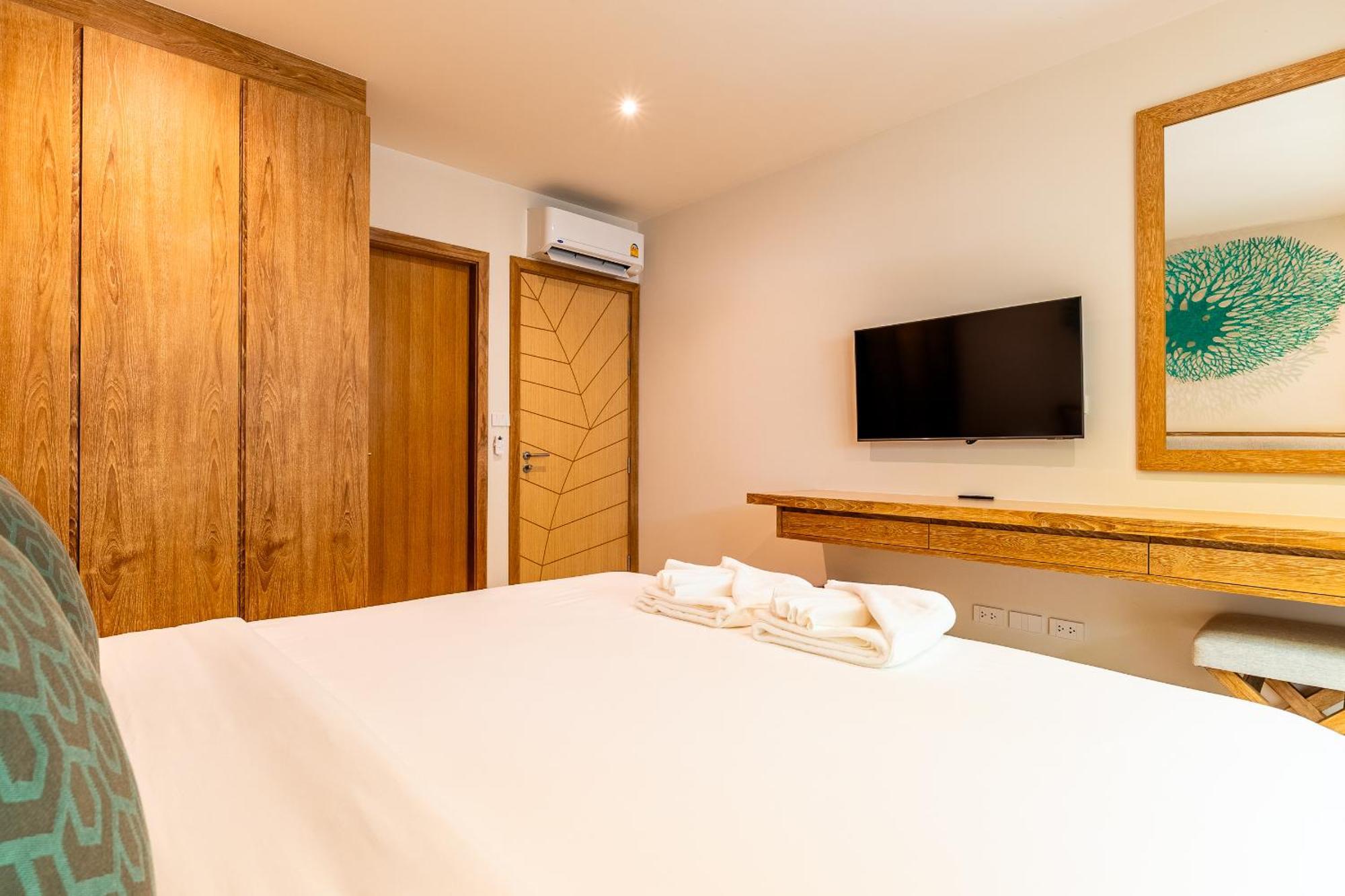 Trichada Azure - New Cozy Villa, 15 Min To Beach Phuket Exterior photo